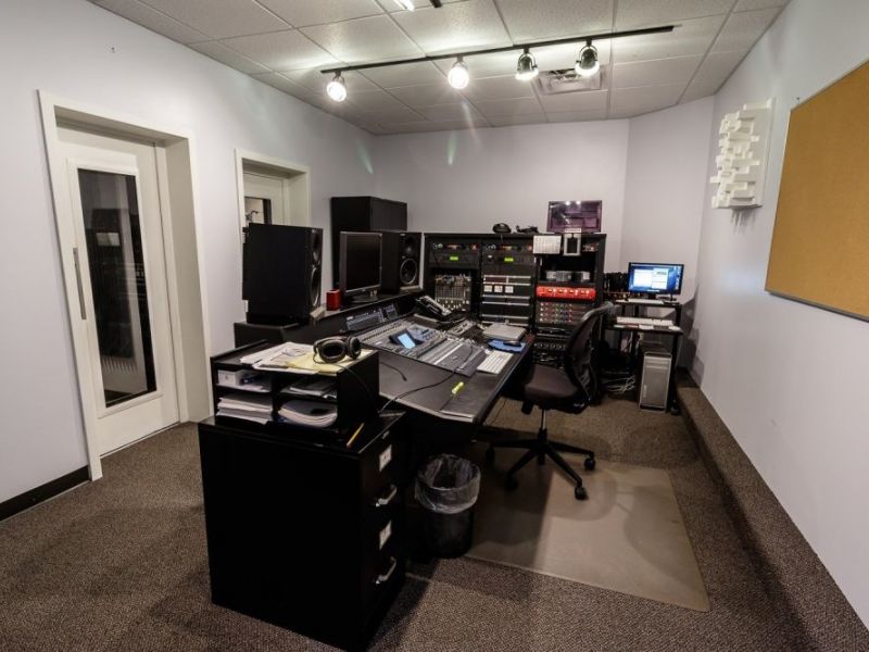 VB 3 booth audio studio